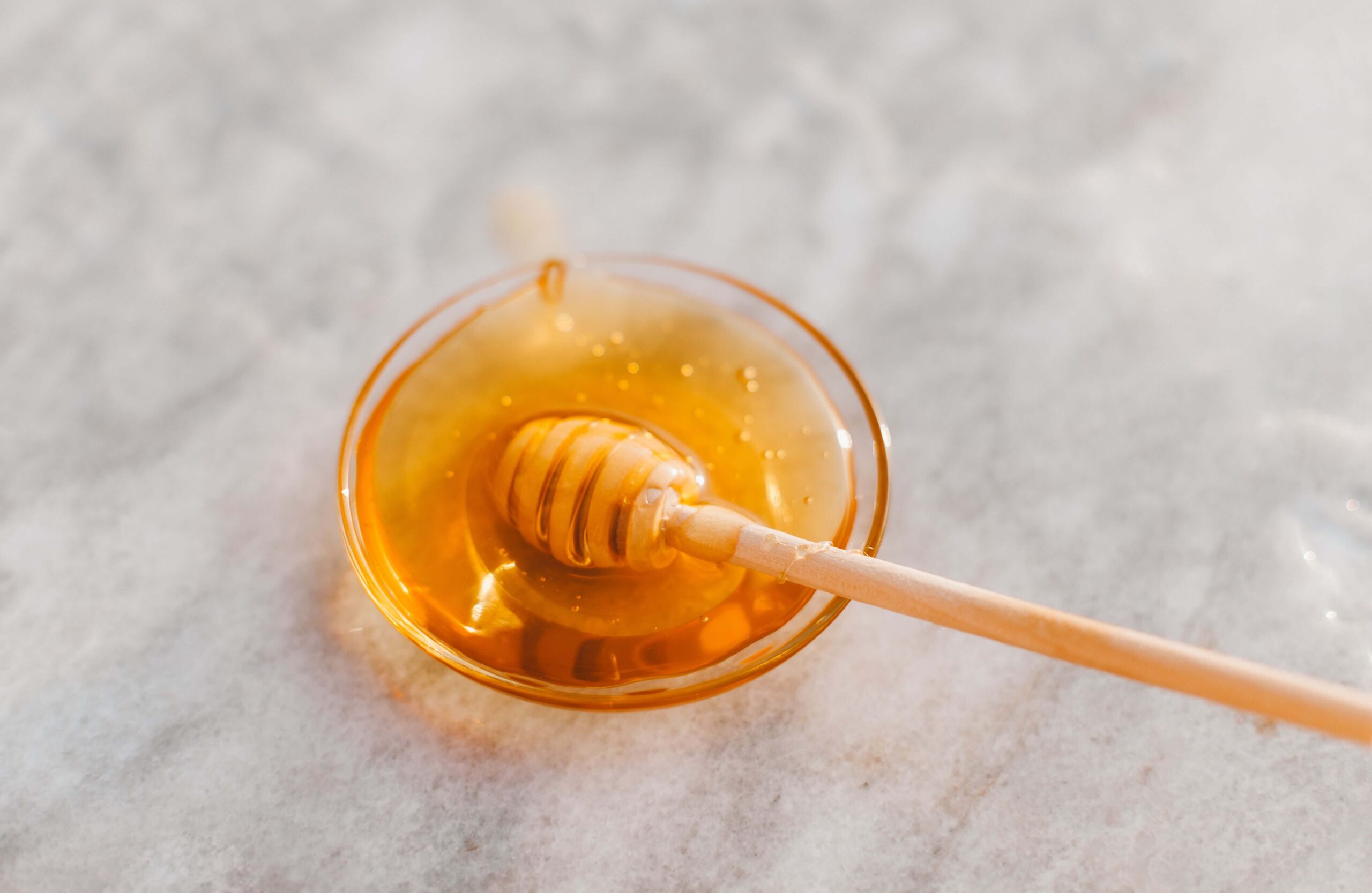 Perché il miele cristallizza? Tutto quello che devi sapere sul miele naturale